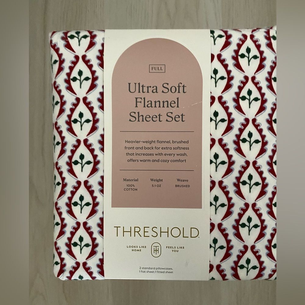 Threshold Ultra Soft Flannel Sheet Set - Red and Black